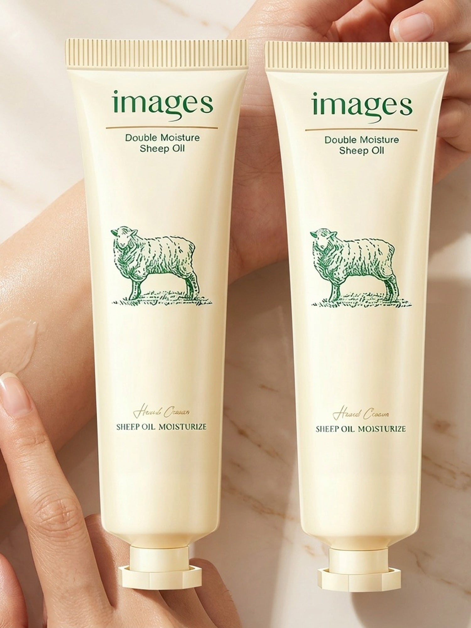 3pcs Sheep Oil Hand Cream Moisturizes And Nourishes The Skin, Leaving It Refreshed And Non Greasy. It Cares for The Smooth And Moisturized Skin, As Well As Dry And Cracked Hands. It Is Essential for Traveling with Small
